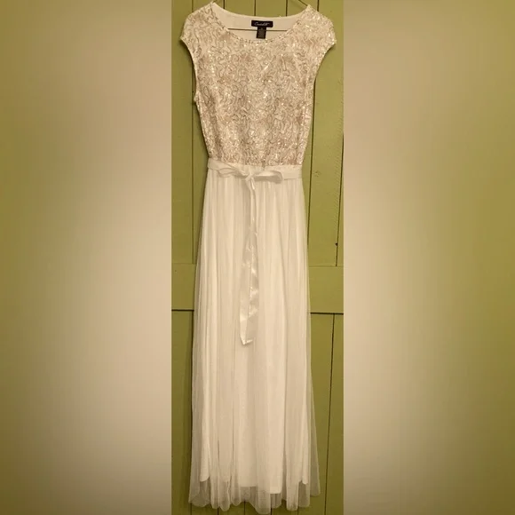 candalite | Dresses | Candalite Medium White Dress | Poshmark